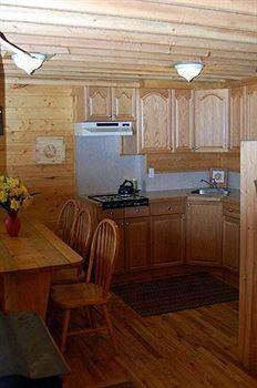 Beaver Lake Mountain Resort Kelowna Exterior photo